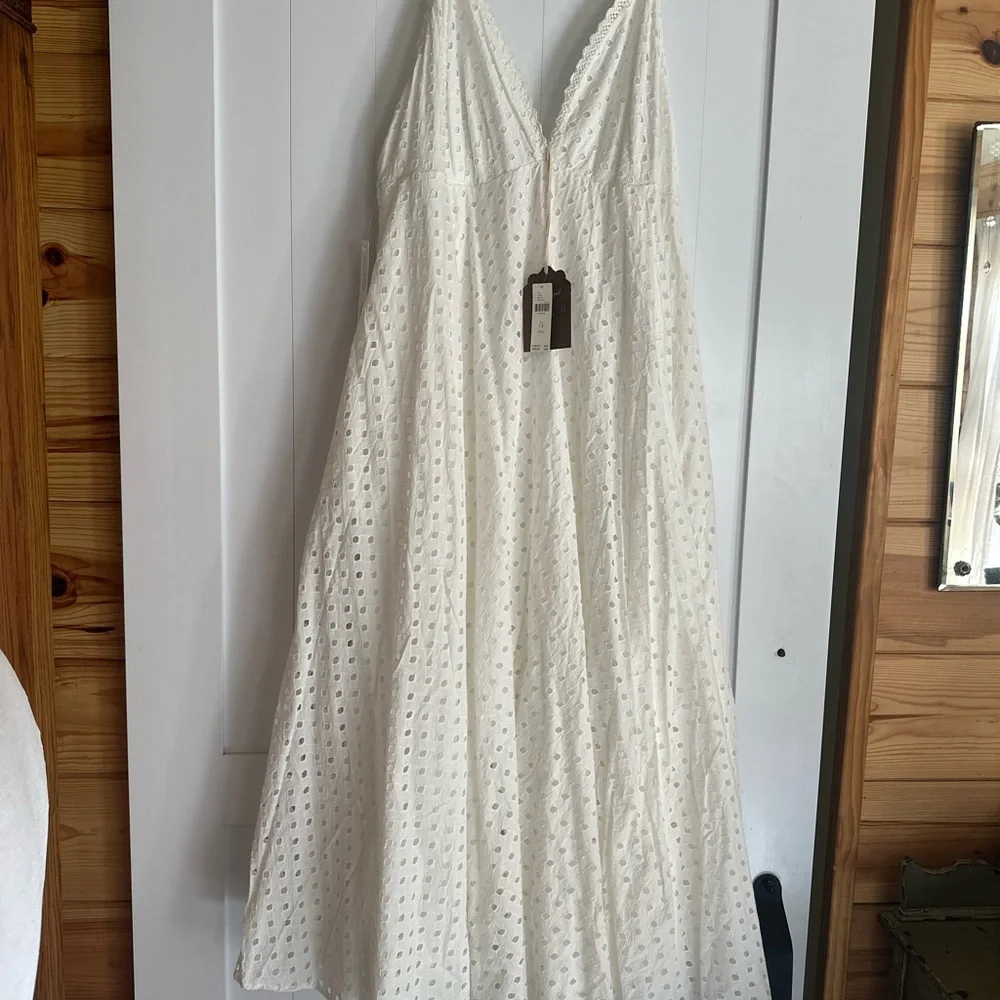 Anthropologie eyelet maxi dress ivory. Brand new with tags, size 1X. - Picture 5 of 6
